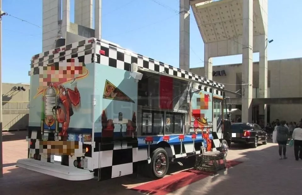 2008 Freightliner MT-45 Gourmet Food Truck – Fully Equipped Mobile Kitchen